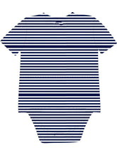 R137 Loose T-shirt With Poppers (Adults) - Daywear